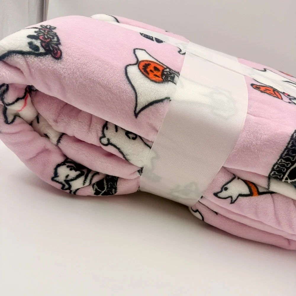 Isaac Mizrahi Halloween Pink Ghost Dog Plush Blanket Full Queen Summerween NEW